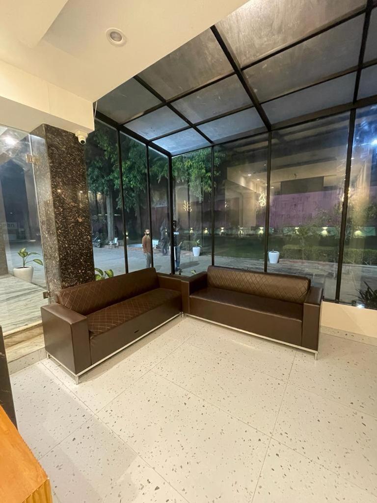 The Kedar Resort Mathura Exteriör bild